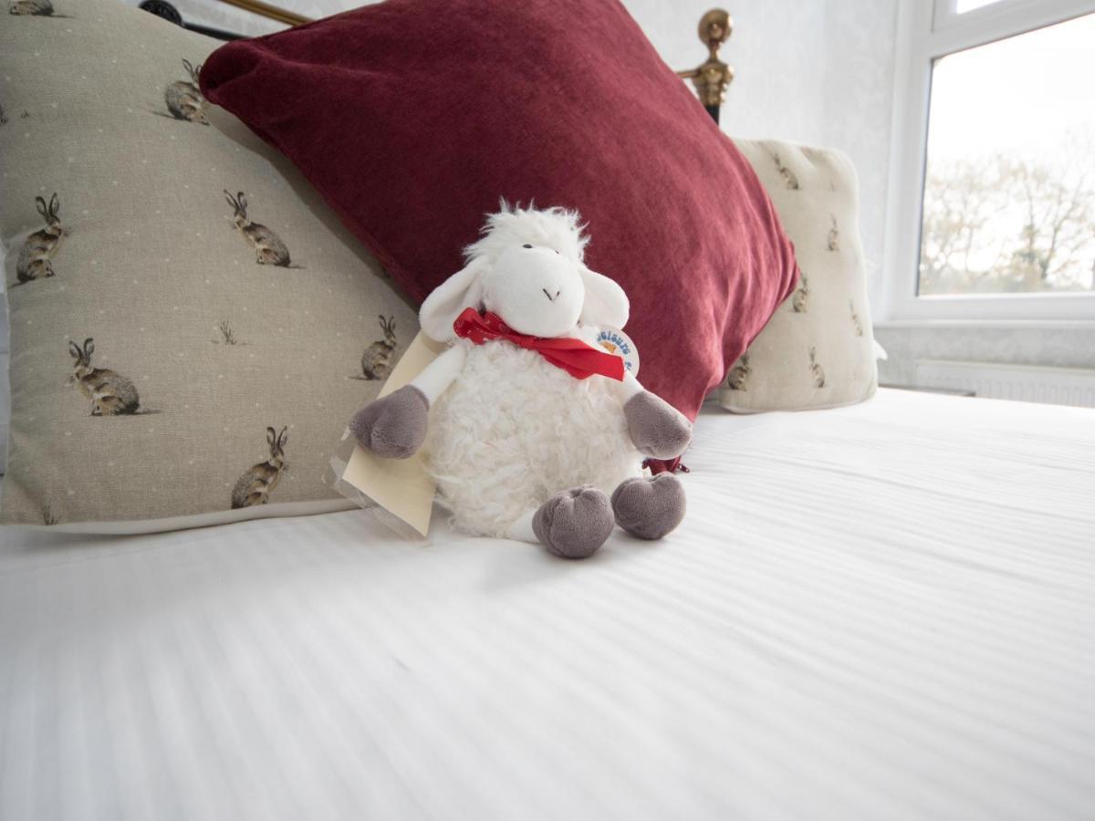 Glenville House - Adults Only - Incl Free Off-Site Health Club With Swimming Pool, Hot Tub, Sauna & Steam Room Боунес он Уиндърмиър Екстериор снимка