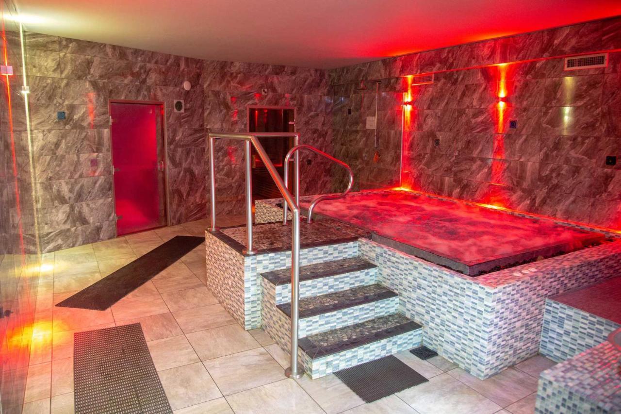 Glenville House - Adults Only - Incl Free Off-Site Health Club With Swimming Pool, Hot Tub, Sauna & Steam Room Боунес он Уиндърмиър Екстериор снимка
