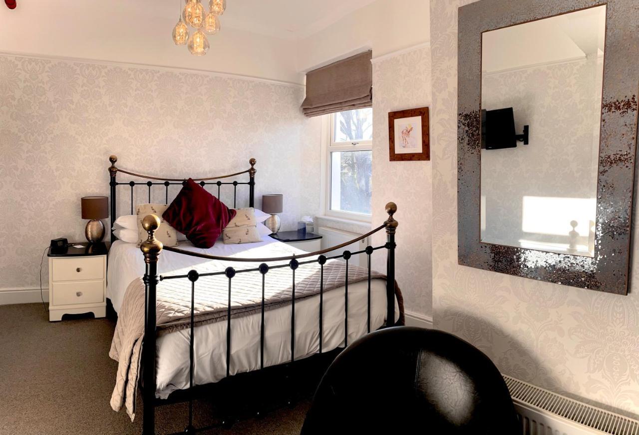 Glenville House - Adults Only - Incl Free Off-Site Health Club With Swimming Pool, Hot Tub, Sauna & Steam Room Боунес он Уиндърмиър Екстериор снимка