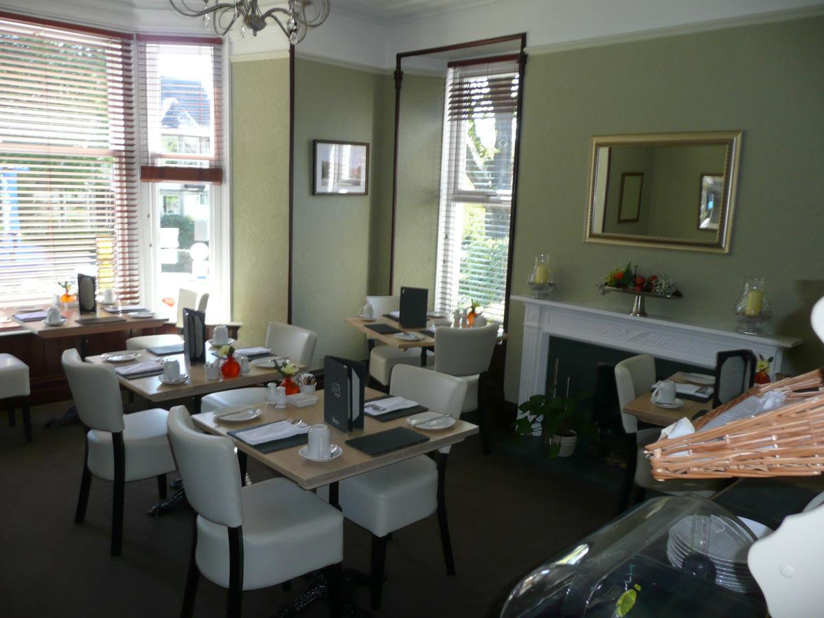Glenville House - Adults Only - Incl Free Off-Site Health Club With Swimming Pool, Hot Tub, Sauna & Steam Room Боунес он Уиндърмиър Екстериор снимка